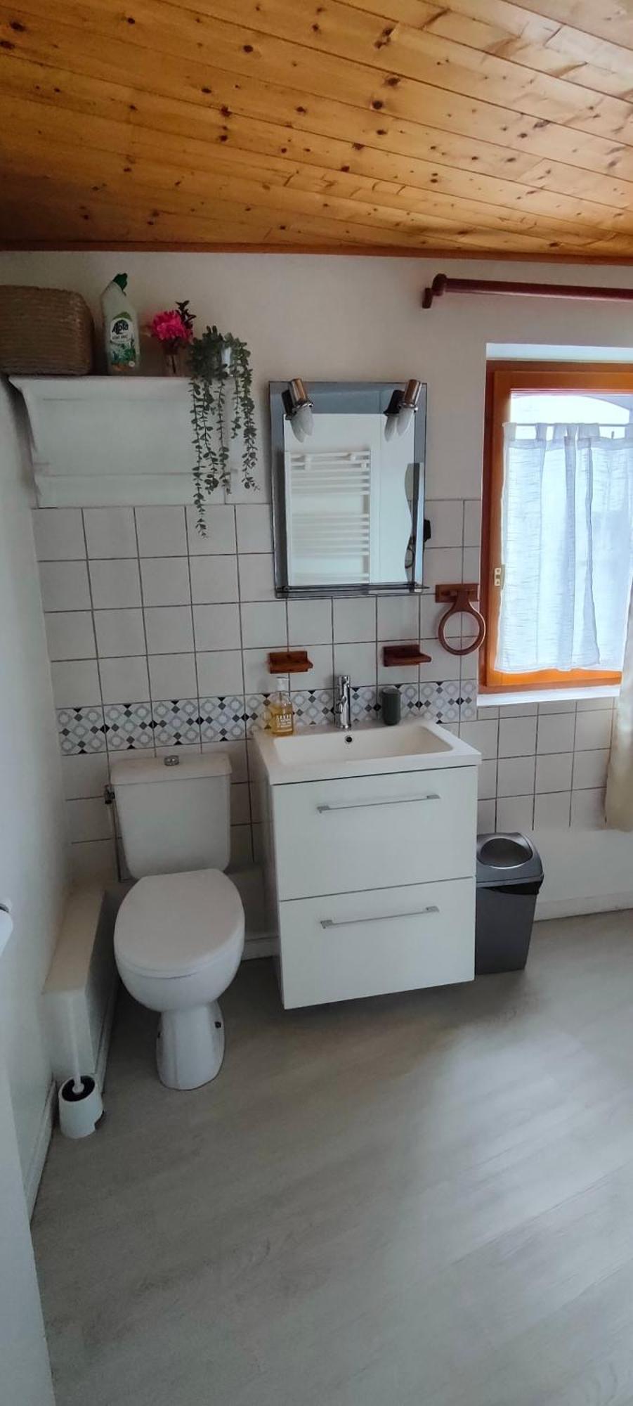Apartment Meuble De Tourisme Au Coeur Du Village A , Bearn