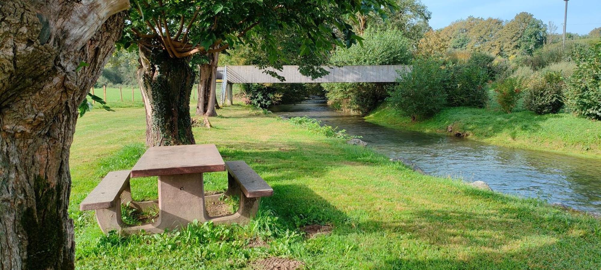 Meuble De Tourisme Au Coeur Du Village A , Bearn
