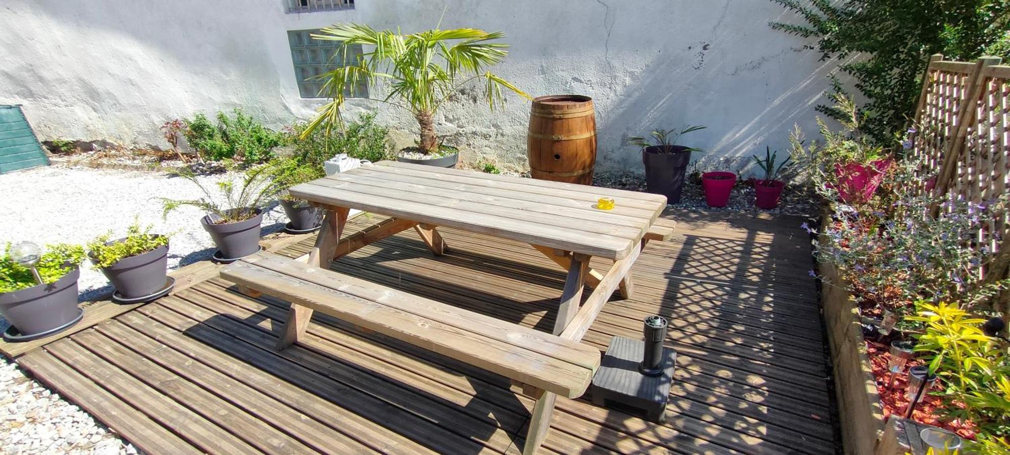 Apartment Meuble De Tourisme Au Coeur Du Village A , Bearn *